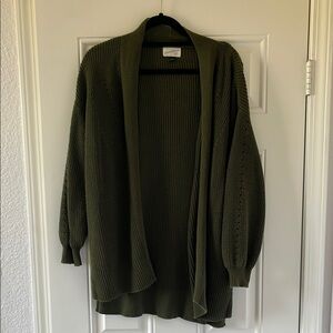 Universal Thread Green Relaxed Fit Cardigan Sweater